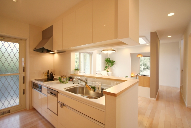 新築リビングの家具選びを成功させるためのポイントと注意点